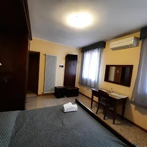 https://osteria-canal-1803-borso-del-grappa.hotelinveneto.com